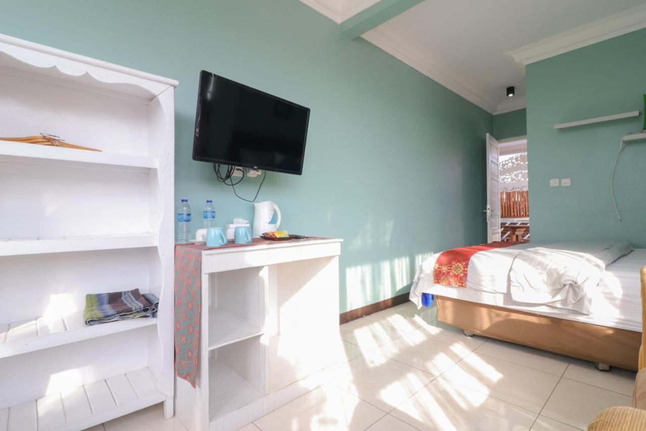 Lembur Incu Syariah Villa & Resto Lembang Εξωτερικό φωτογραφία